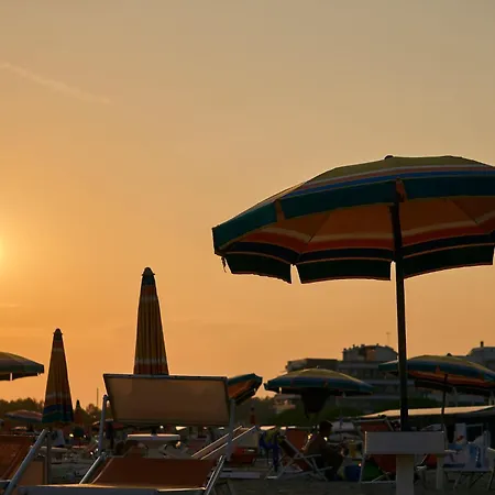 Seaside With Poolside Retreat Bibione