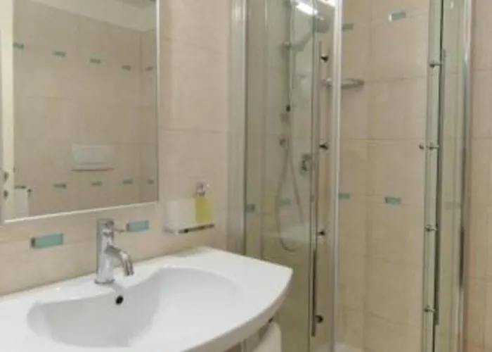 Seaside With Poolside Retreat Daire Bibione