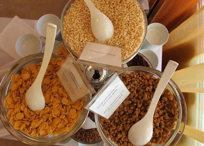 Seaside With Poolside Retreat *